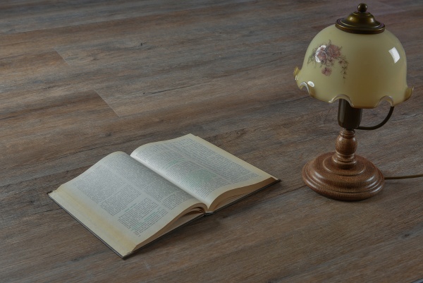 ЛАМИНАТ NOVENTIS КВАРЦ ВИНИЛ SPC AVALON 1585