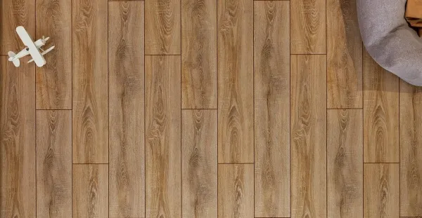 ЛАМИНАТ FLOORPAN EMERALD FP562 ДУБ БЕРИНГ