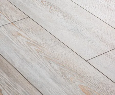 ЛАМИНАТ FLOORPAN EMERALD FP558 СОСНА МОНТАНА