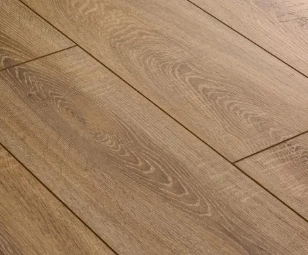 ЛАМИНАТ FLOORPAN EMERALD FP562 ДУБ БЕРИНГ