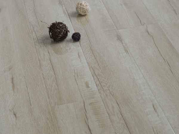 ЛАМИНАТ ЛАМИВУД GLANZ 302 ДУБ ШЕЛК