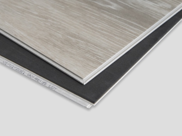 ЛАМИНАТ ЛАМИВУД КВАРЦ ВИНИЛ SPC QUARTZWOOD Q-13 ДУБ КВИНС