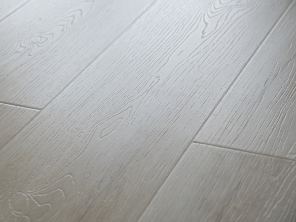 ЛАМИНАТ ЛАМИВУД BRISTOL 2412 ДУБ БЕЛЕНЫЙ