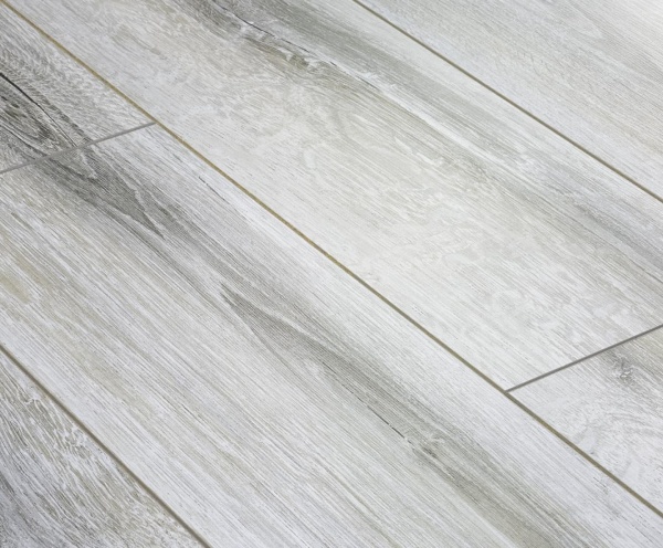 ЛАМИНАТ FLOORPAN BLUE FP704.2 ДУБ КАСАДОР