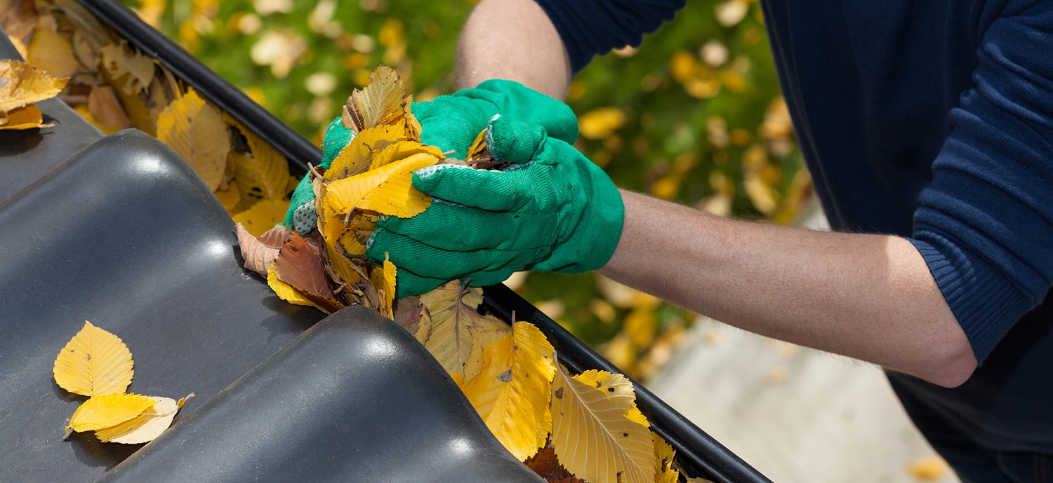 Период очистки водосточной системы ПВХ